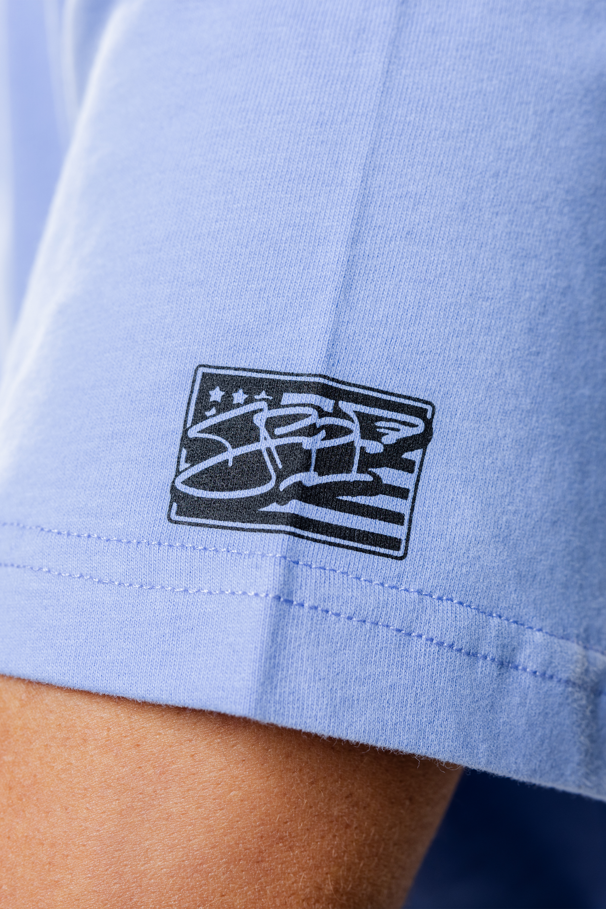 T-SHIRT SMALL BLUE LOVE