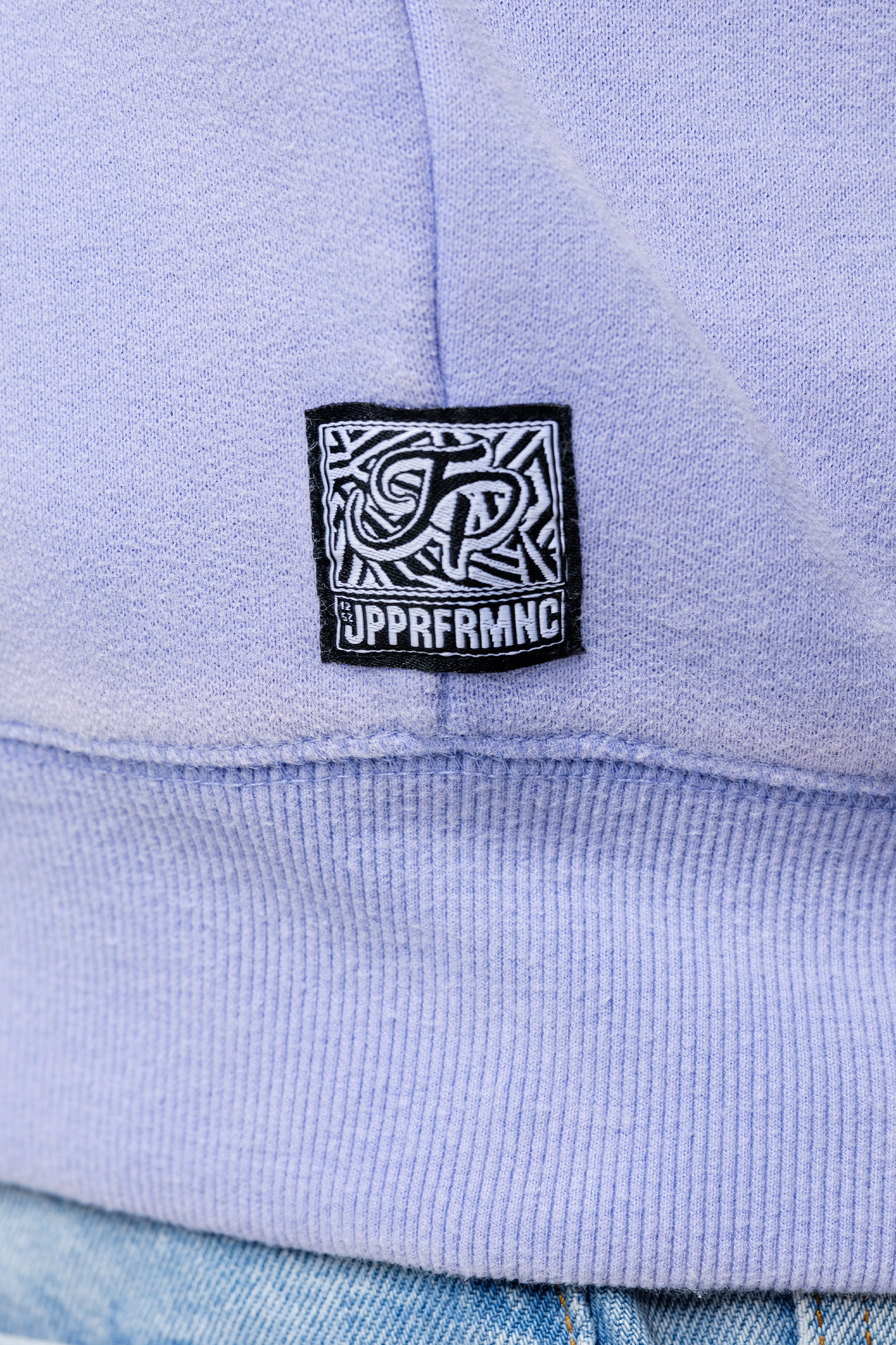 ESSENTIAL CREWNECK LILAC