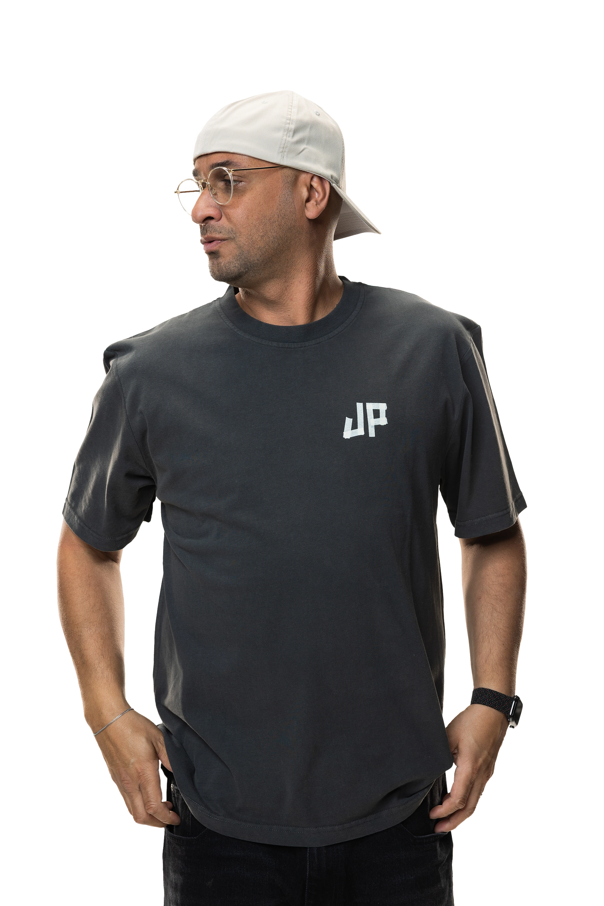 T-SHIRT TAPED