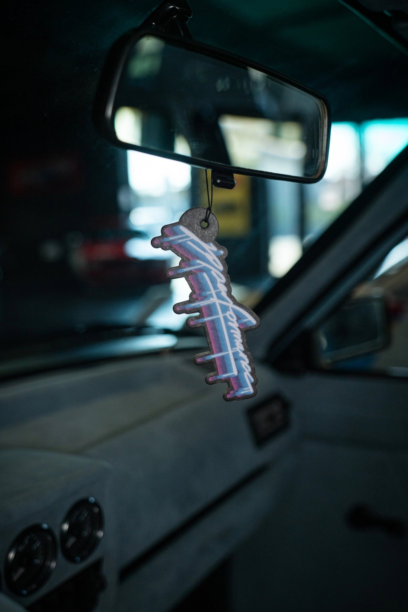 AIR FRESHENER FROSTY LOGO