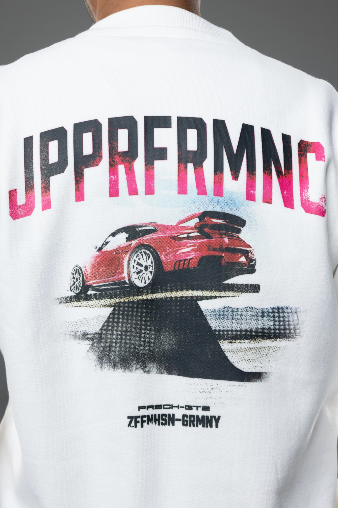 CREWNECK HOUSE OF ZUFFEN