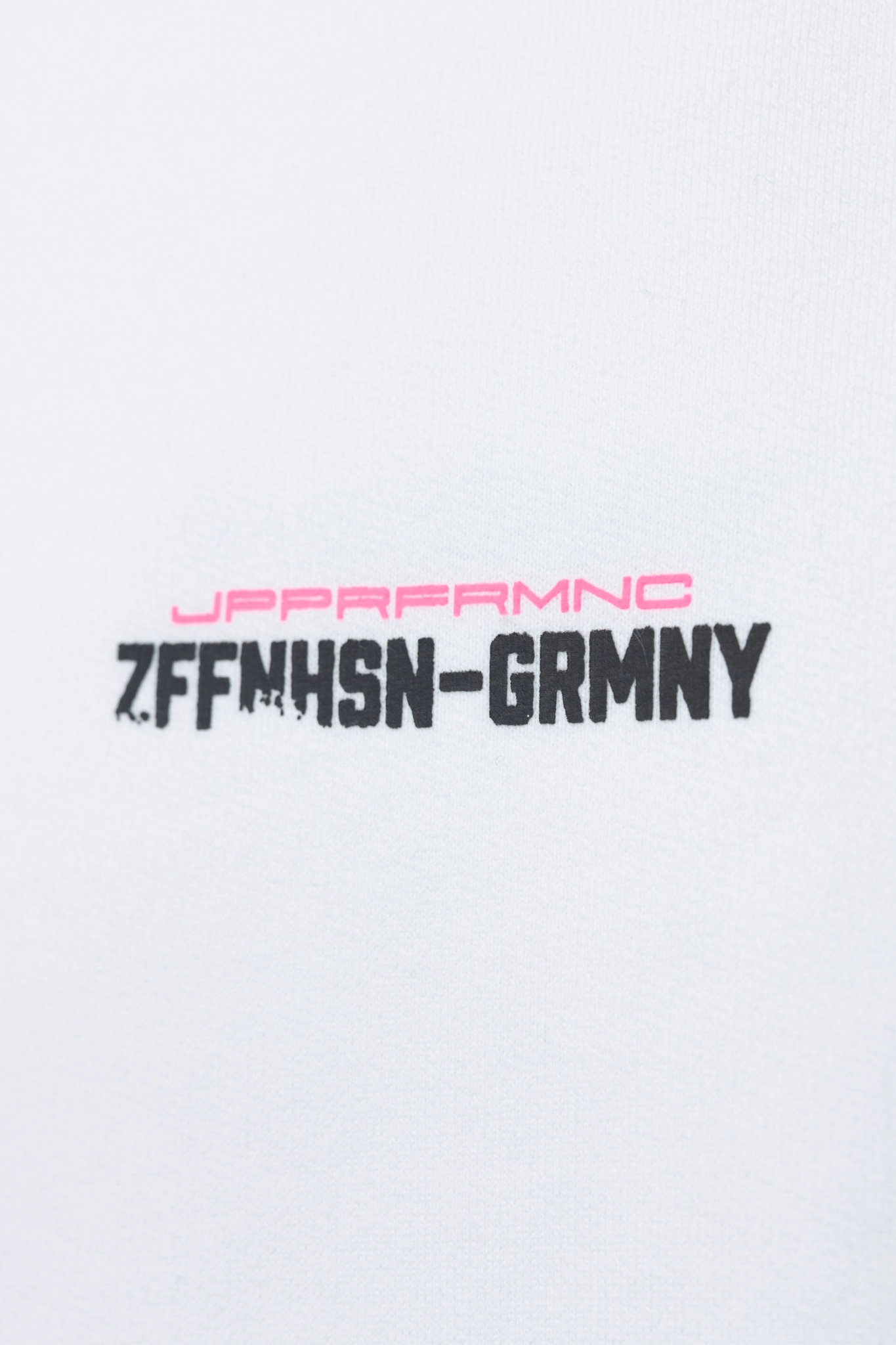 CREWNECK HOUSE OF ZUFFEN