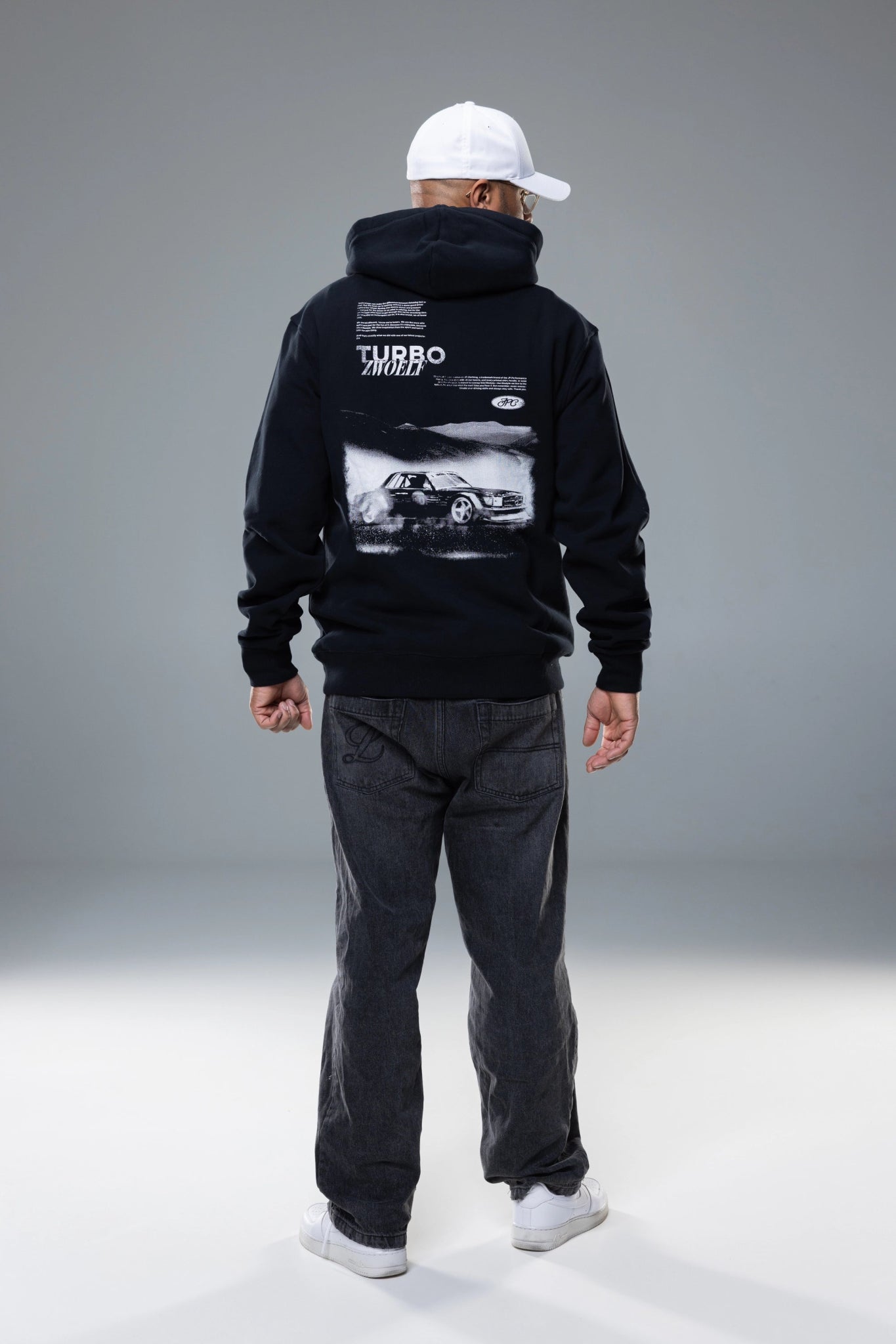 HOODIE TURBO ZWOELF